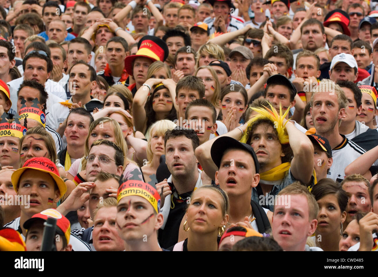 Deutschland in schwarz, rot und gold Fever, Berlin-Fan-Meile Stockfoto