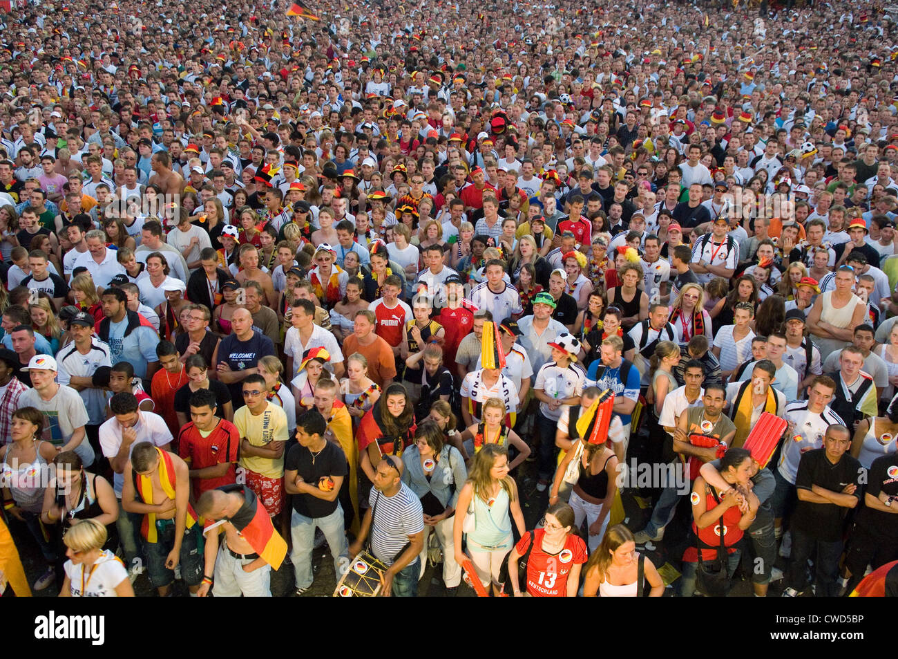 Deutschland in schwarz, rot und gold Fever, Berlin-Fan-Meile Stockfoto