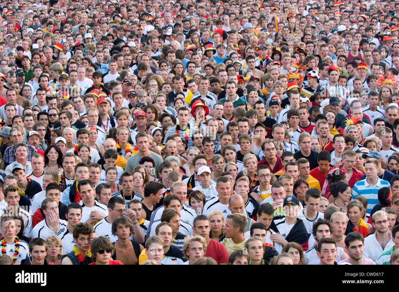 Deutschland in schwarz, rot und gold Fever, Berlin-Fan-Meile Stockfoto