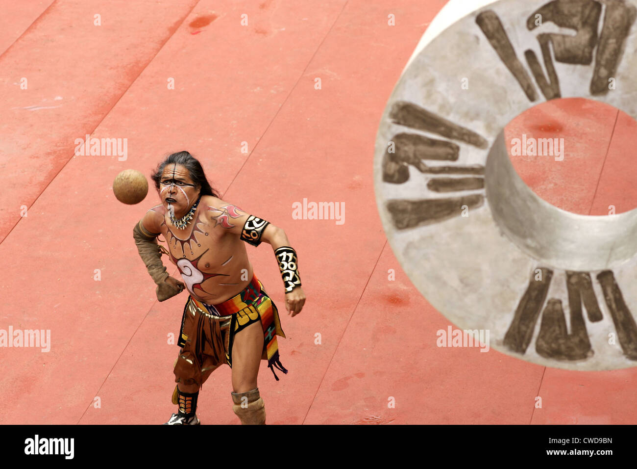 Mesoamerikanisches ballspiel ritus mann mann -Fotos und -Bildmaterial in hoher Auflösung