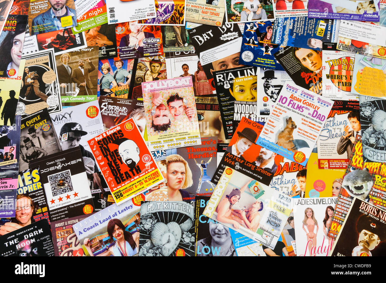 Viele Prospekte für Shows auf dem Edinburgh Fringe Festival, einschließlich Comedy, Kabarett, Gesang und Tanz Stockfoto