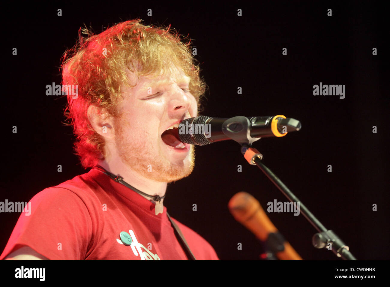 Ed Sheeran beim V Festival im Hylands Park, Chelmsford auf Samstag, 18. August 2012. Stockfoto