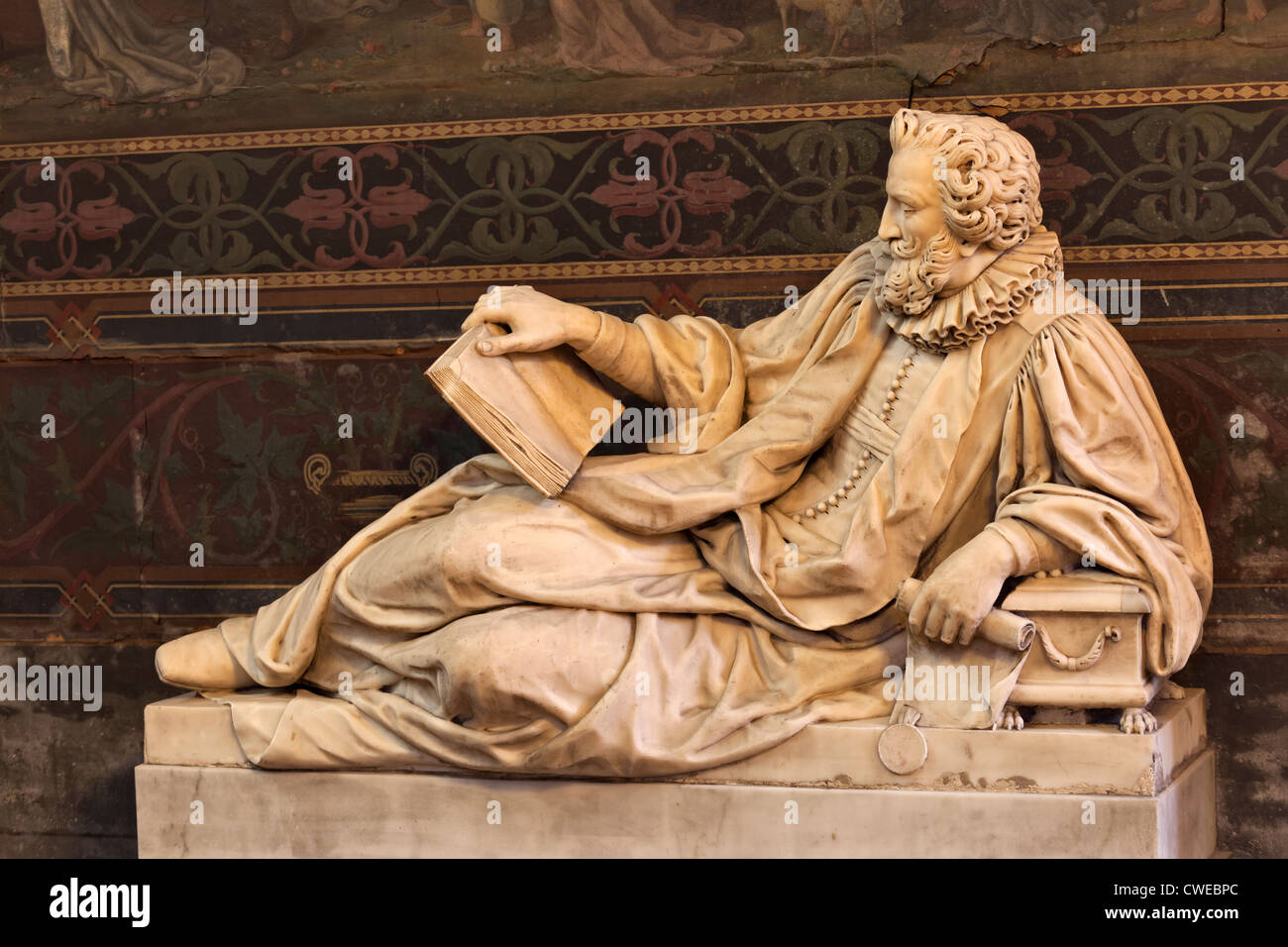 Statue von Étienne d'Aligre (1560-1635) in Chapelle Saint-Landry, Saint Germain Auxerrois Kirche Paris Frankreich Stockfoto