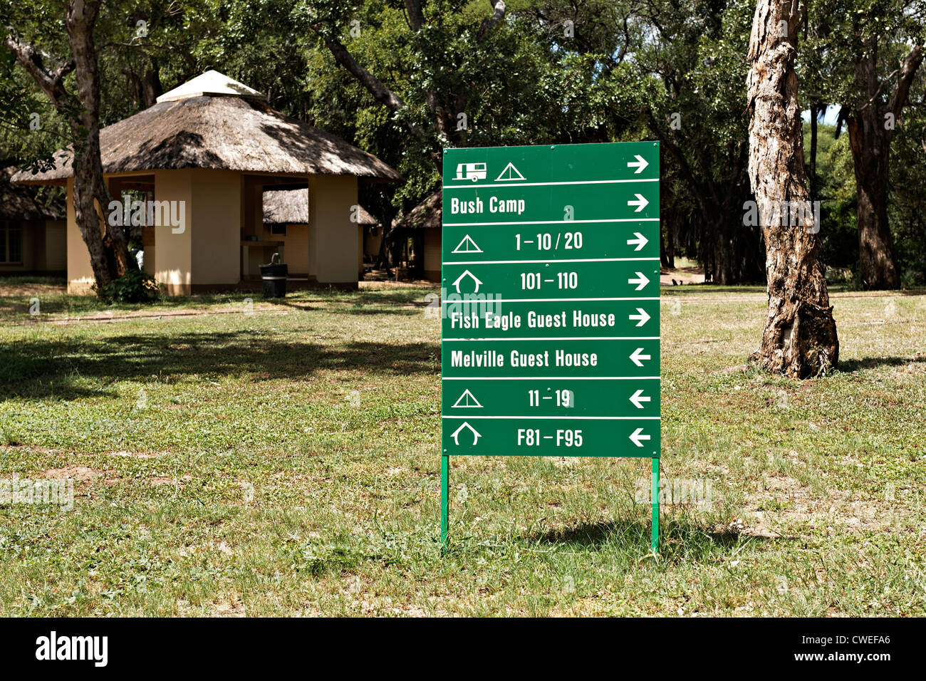 Keine Besucher erlaubt Zeichen im Letaba Camp, Krüger Nationalpark, Südafrika Stockfoto