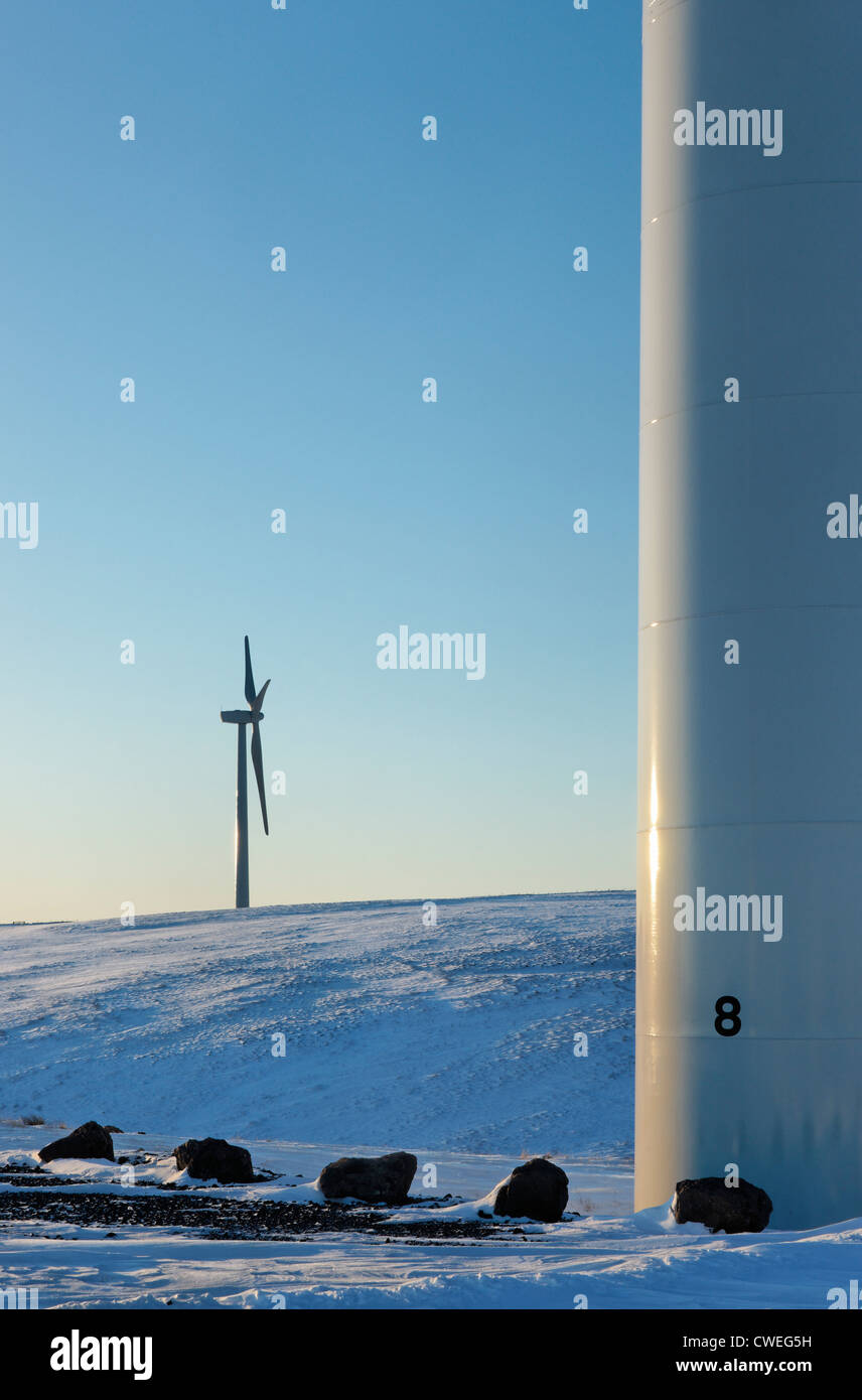 Grün kan Windfarm in die Ochil Hills, Perth und Kinross, Schottland, Großbritannien. Stockfoto