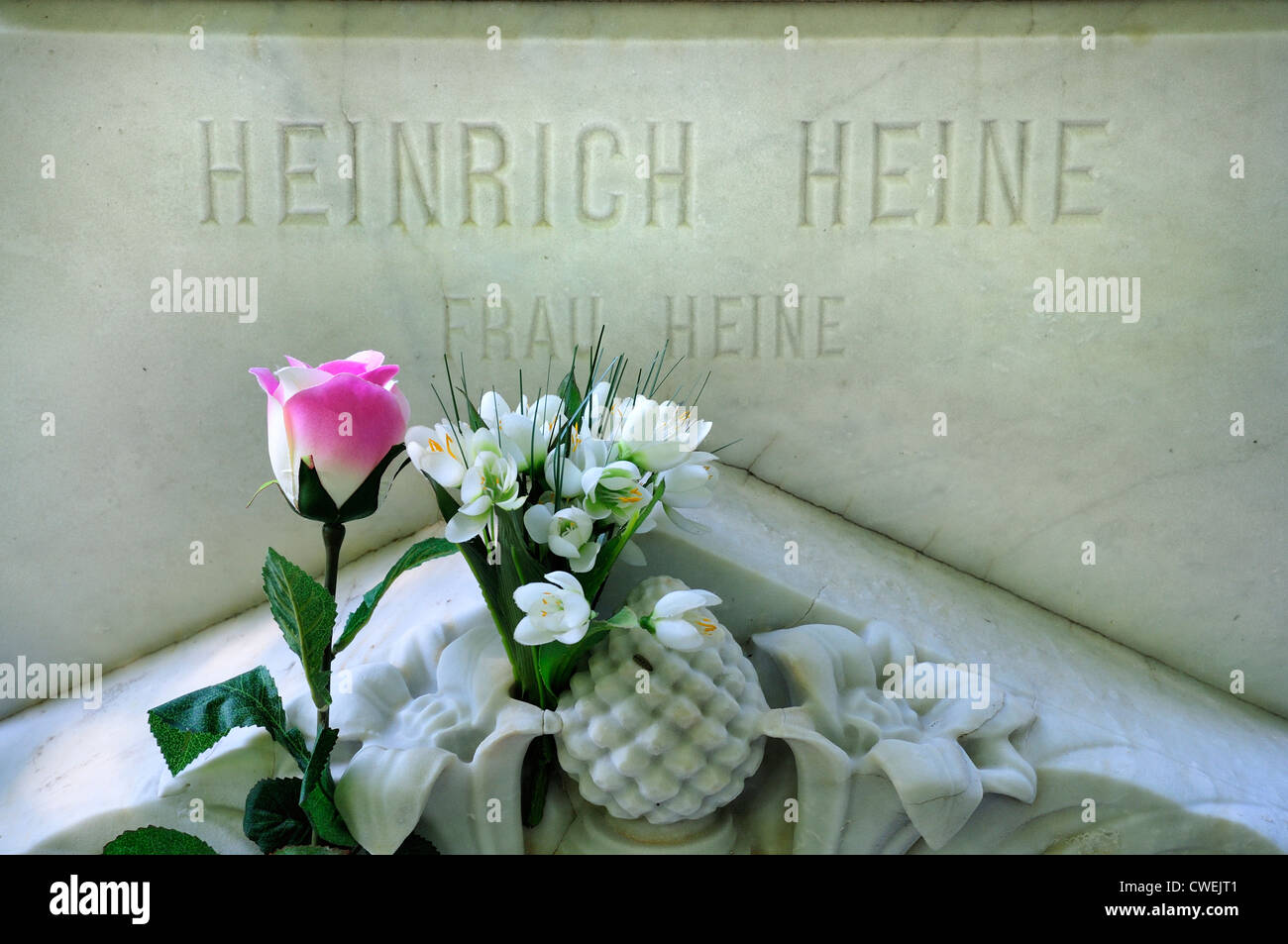 Paris, Frankreich. Cimetière de Montmartre. Grab von Heinrich Heine  (deutscher Schriftsteller Stockfotografie - Alamy