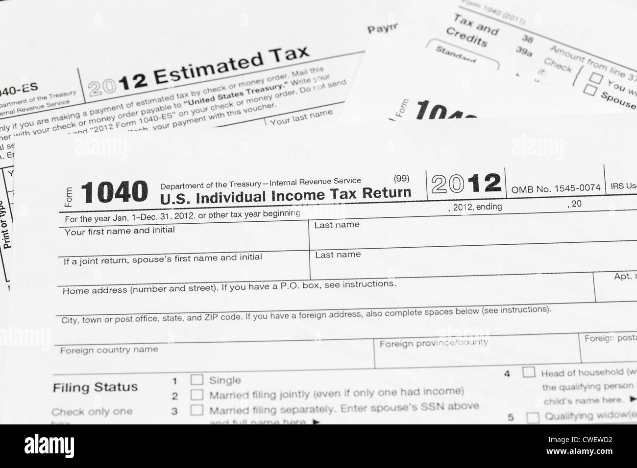 Steuern Sie Formular 1040 für Steuerjahr 2012 für US-individuelle Steuererklärung Stockfoto