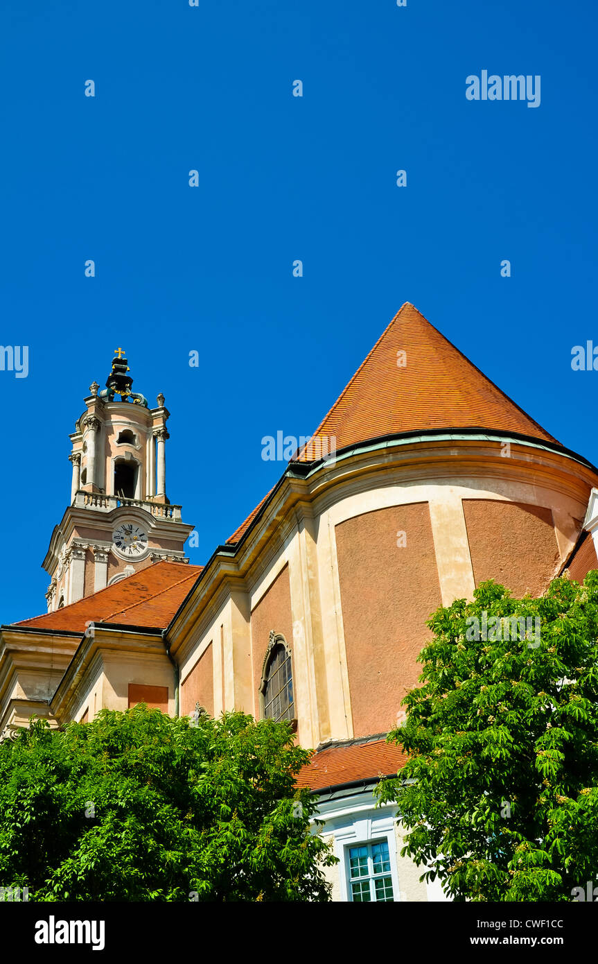verzierte Turm des barocken Herzogenburg Klosters Stockfoto