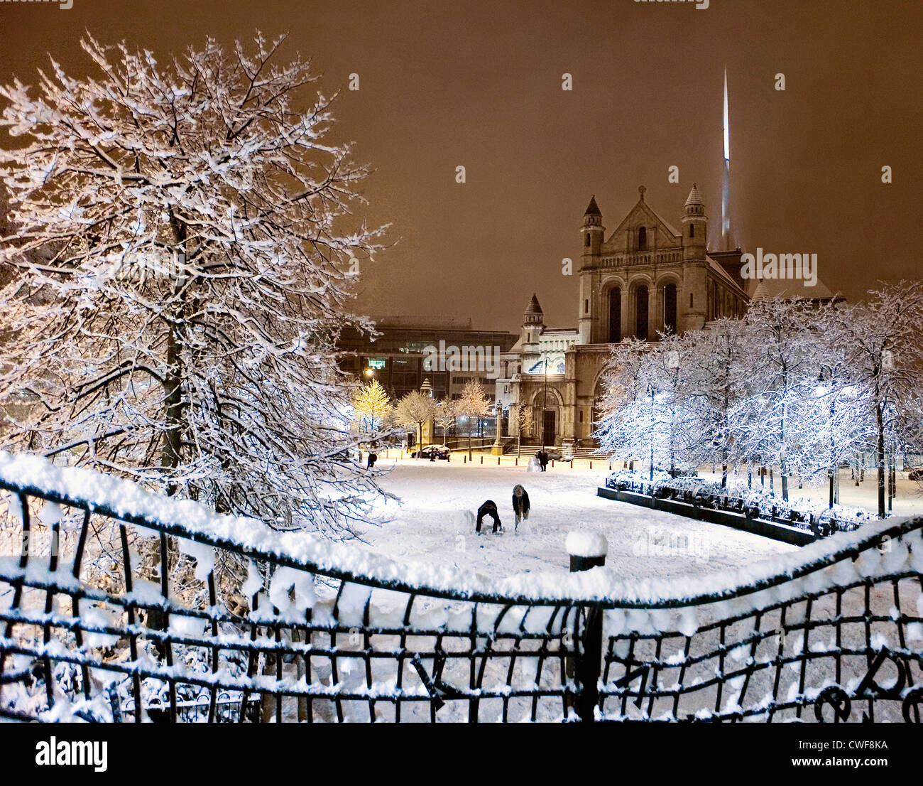 St.Anne Kathedrale im Schnee, Belfast Stockfoto