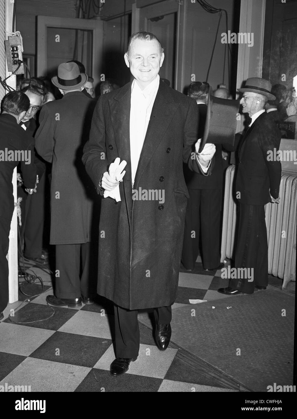 Oper Sterne Lawrence Tibbett nimmt an der Metropolitan Opera, New York City, ca 1953 Stockfoto