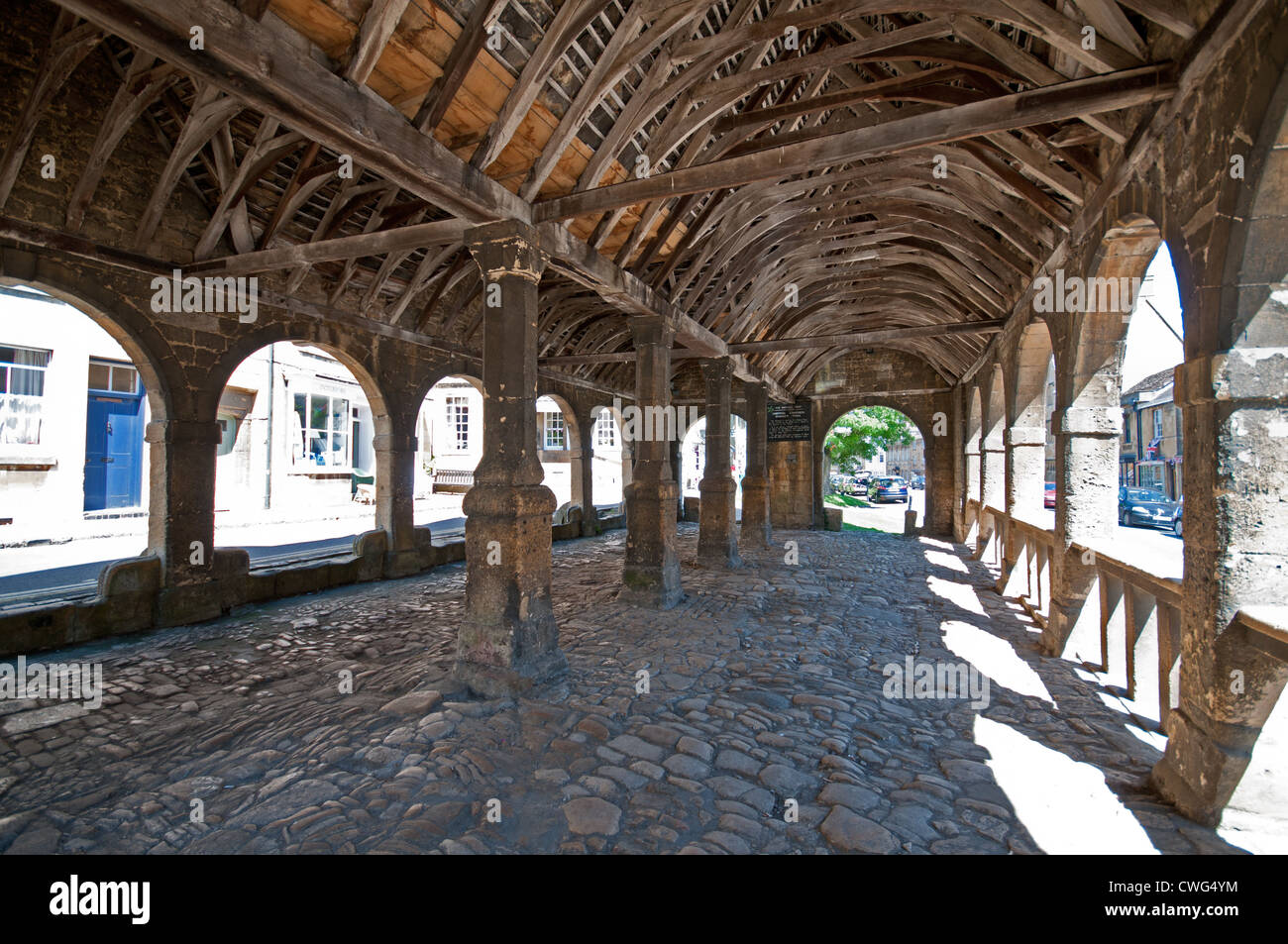 Innere des mittelalterlichen Markthalle gebaut im Jahre 1697 von Sir Baptist Hicks in Chipping Campden im englischen Cotswolds Gloucestershire Stockfoto
