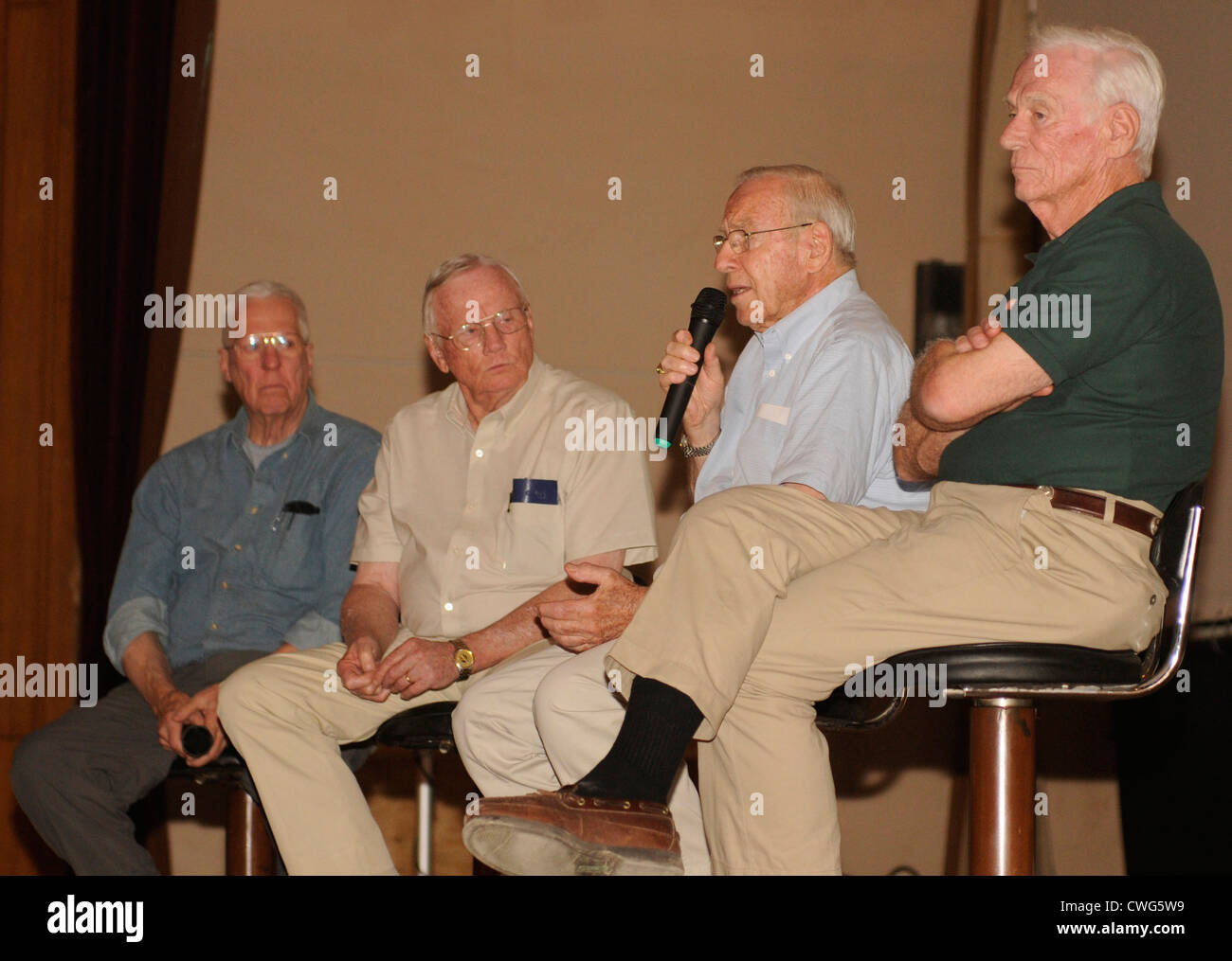 Jim Lovell Kommandant Der Apollo 13 Mission Erklart Was Wahrend