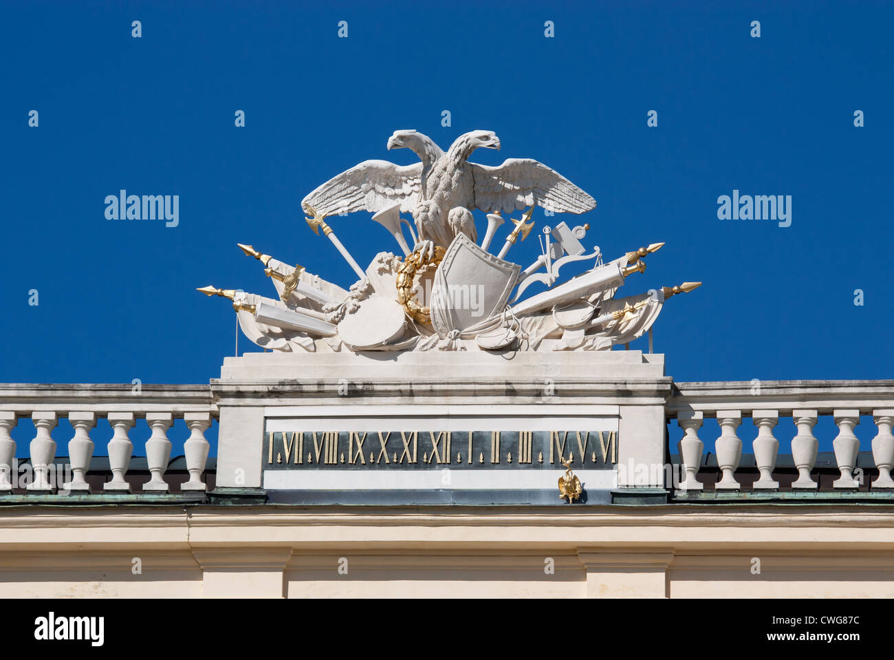 Schönbrunn Schloss, Uhr von Süd-Fassade. Stockfoto