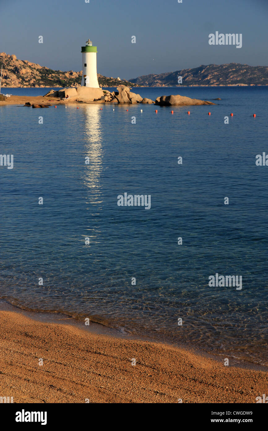 Strand und Bucht bei Porto-Faro, Palau-Nord-Ost-Sardinien-Italien Stockfoto