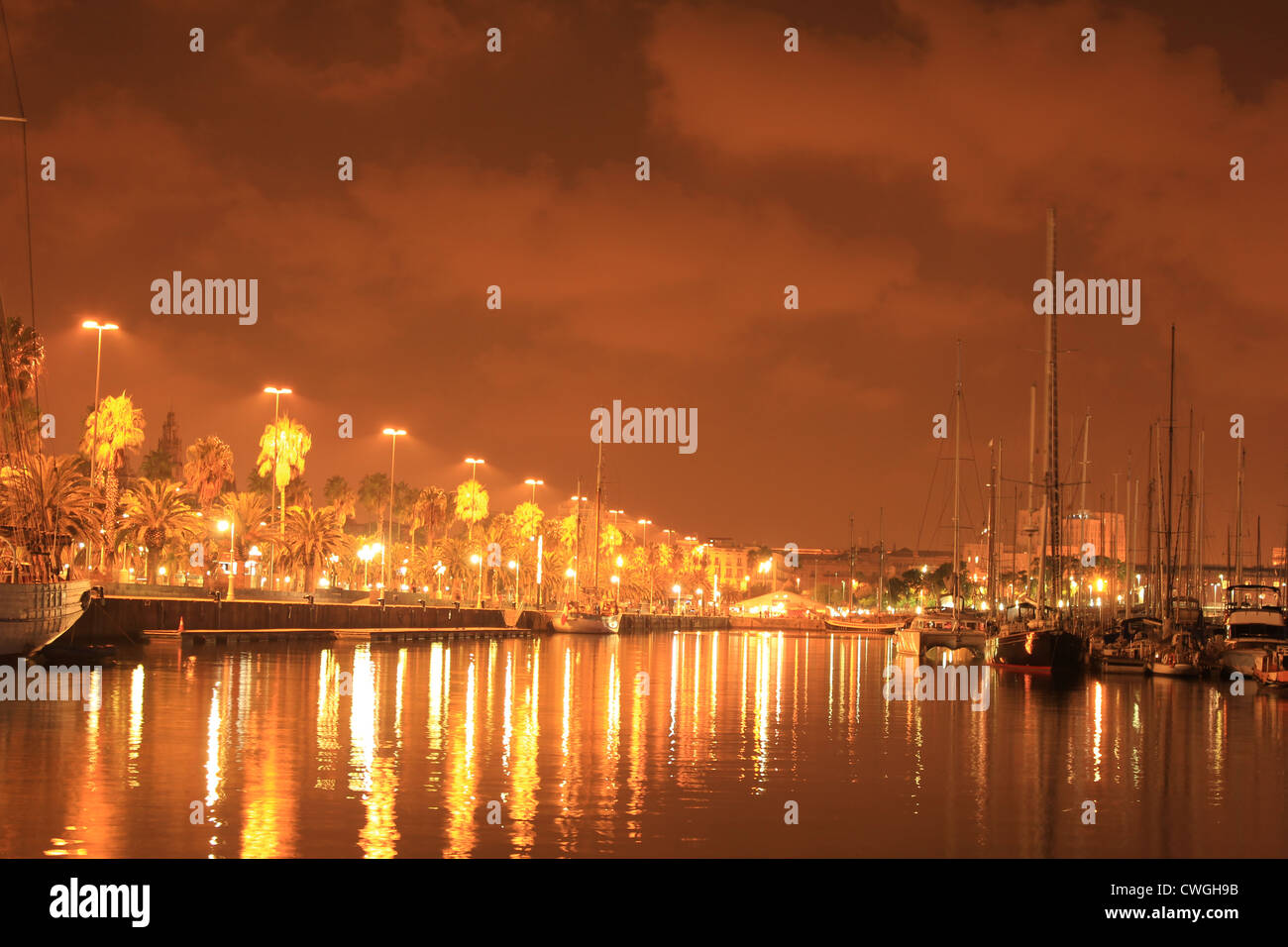 Nacht erschossen am Hafen von Port Vell, Barcelona, Spanien Stockfoto