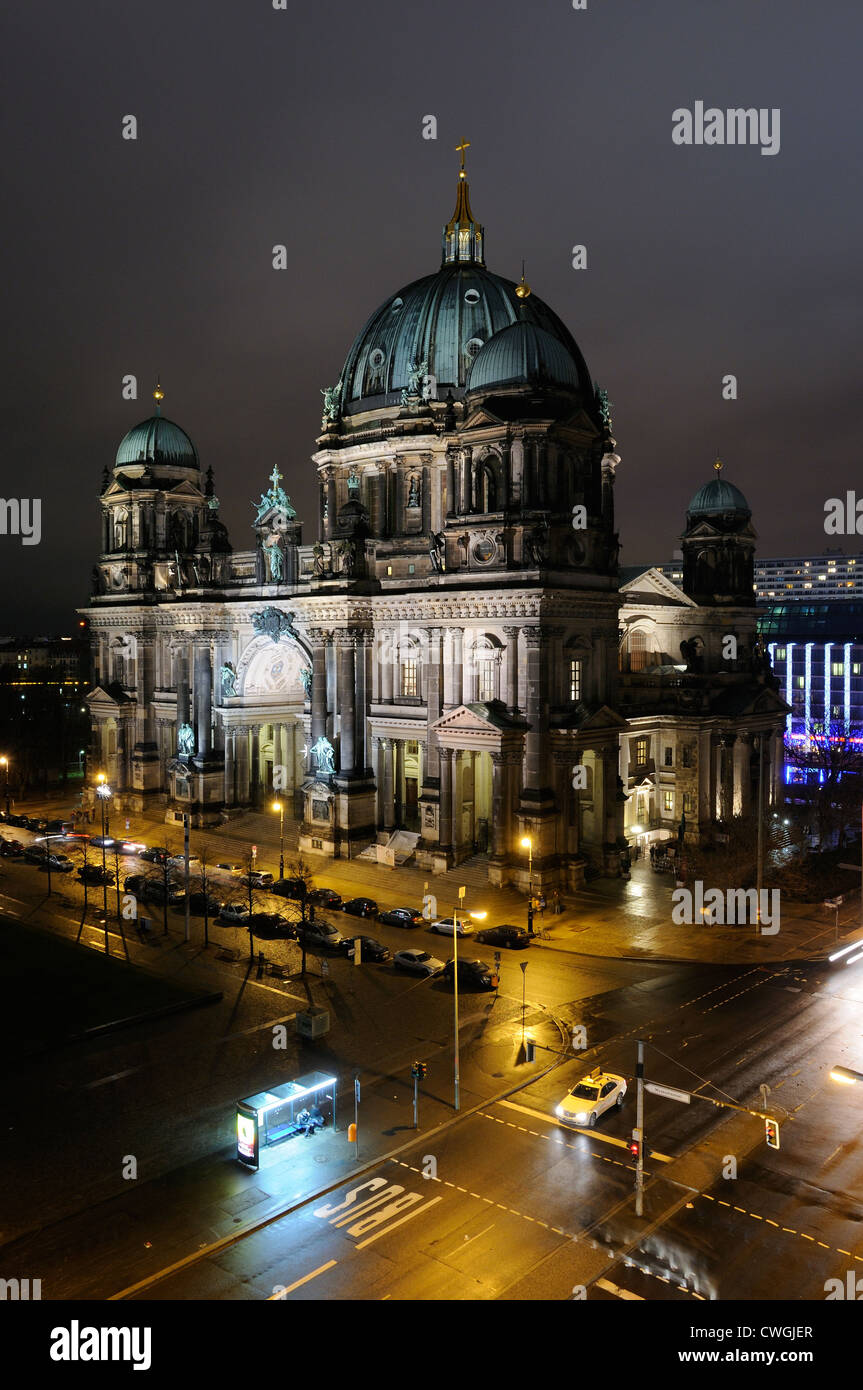 Berliner Dom, Berliner Dom mit Lustgarten Square bei Nacht, Berlin, Deutschland, Europa Stockfoto