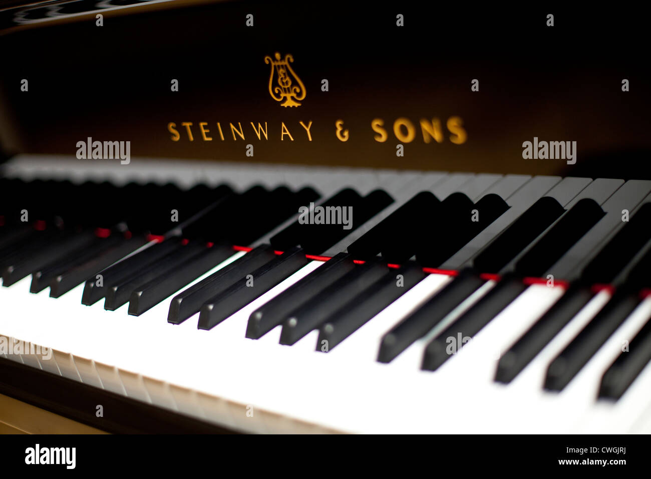 Nahaufnahme von einem & Söhne Steinway Flügel. Stockfoto