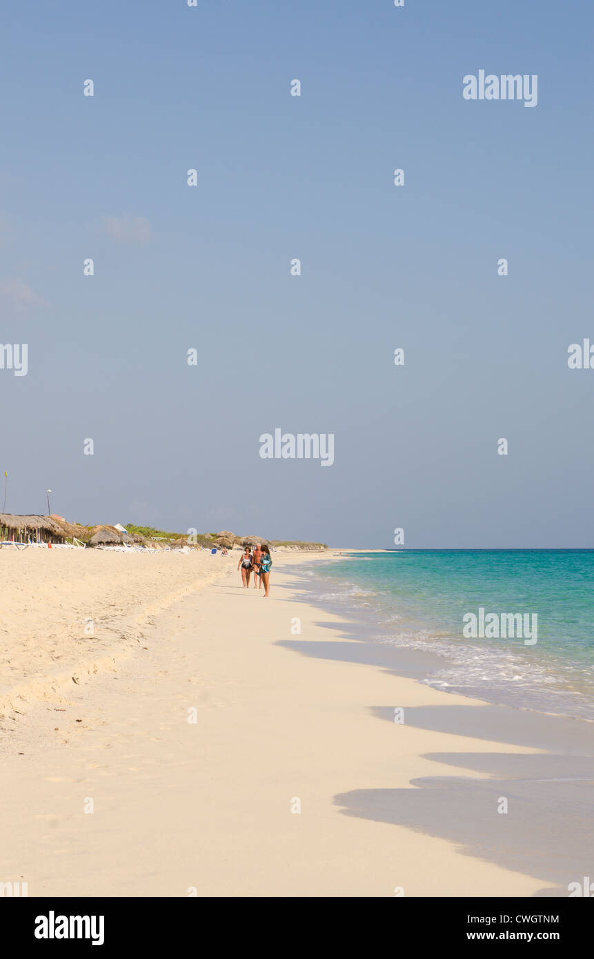 Der Strand von Sol Cayo Santa Maria Resort, Cayo Santa Maria, Kuba. Stockfoto