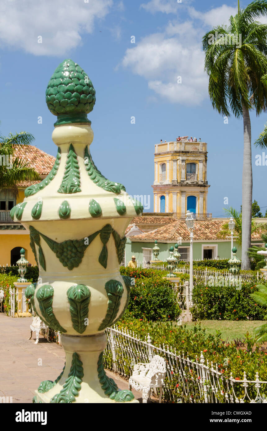 Plaza Mayor und Cantero Palace tower, Trinidad, Kuba zum UNESCO-Weltkulturerbe. Stockfoto