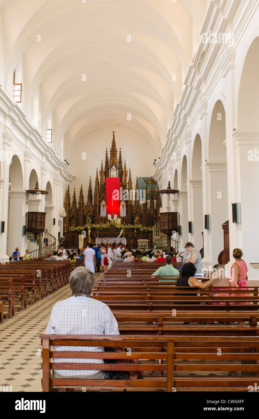 Trinidad, Kuba. Innere der Iglesia De La Santísima Trinidad Kathedrale, Trinidad, UNESCO-Weltkulturerbe, Kuba. Stockfoto
