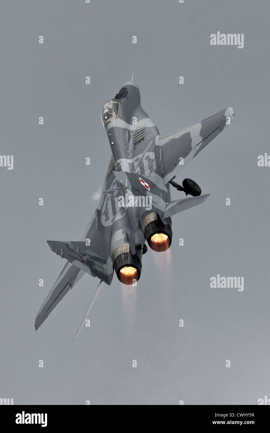 Mikoyan MiG-29 Fulcrum Kämpfer der polnischen Luftwaffe auf einer Steigung Aufwärmen Stockfoto