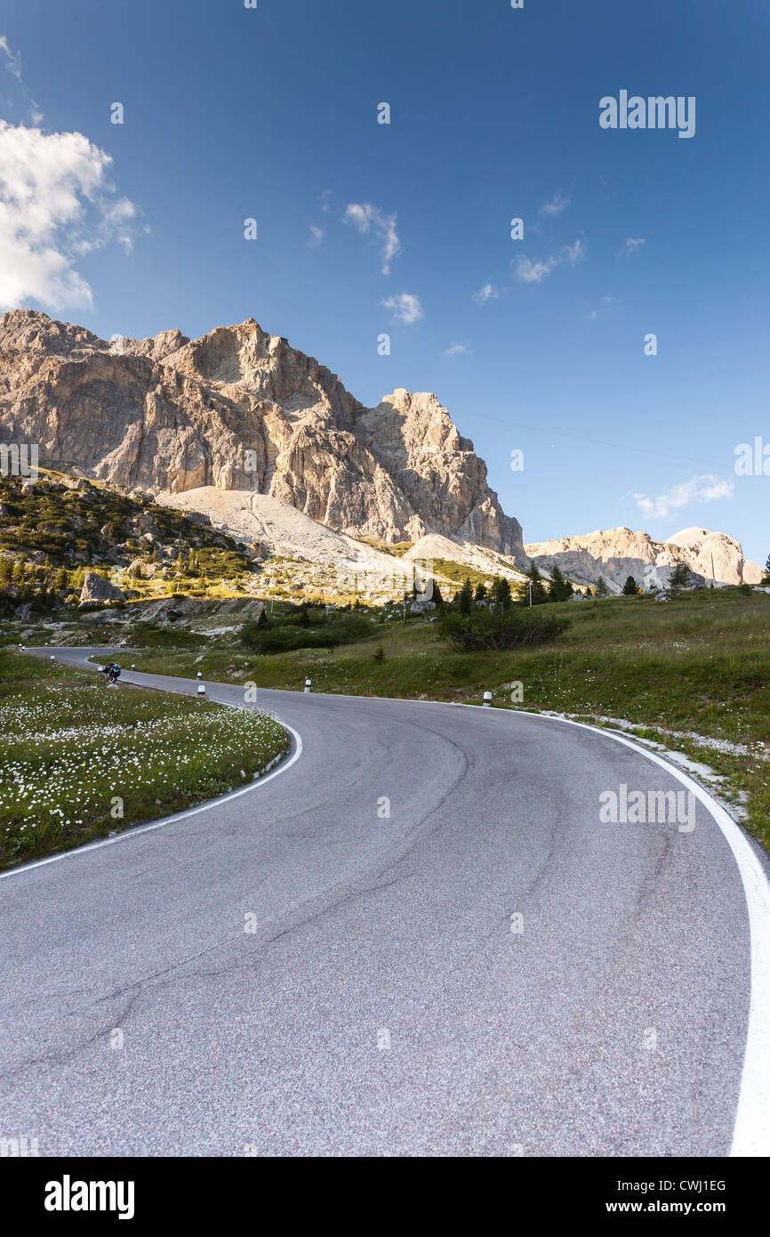Falzarego-Pass ist ein hoher Berg in der Provinz Belluno in Italien. Stockfoto