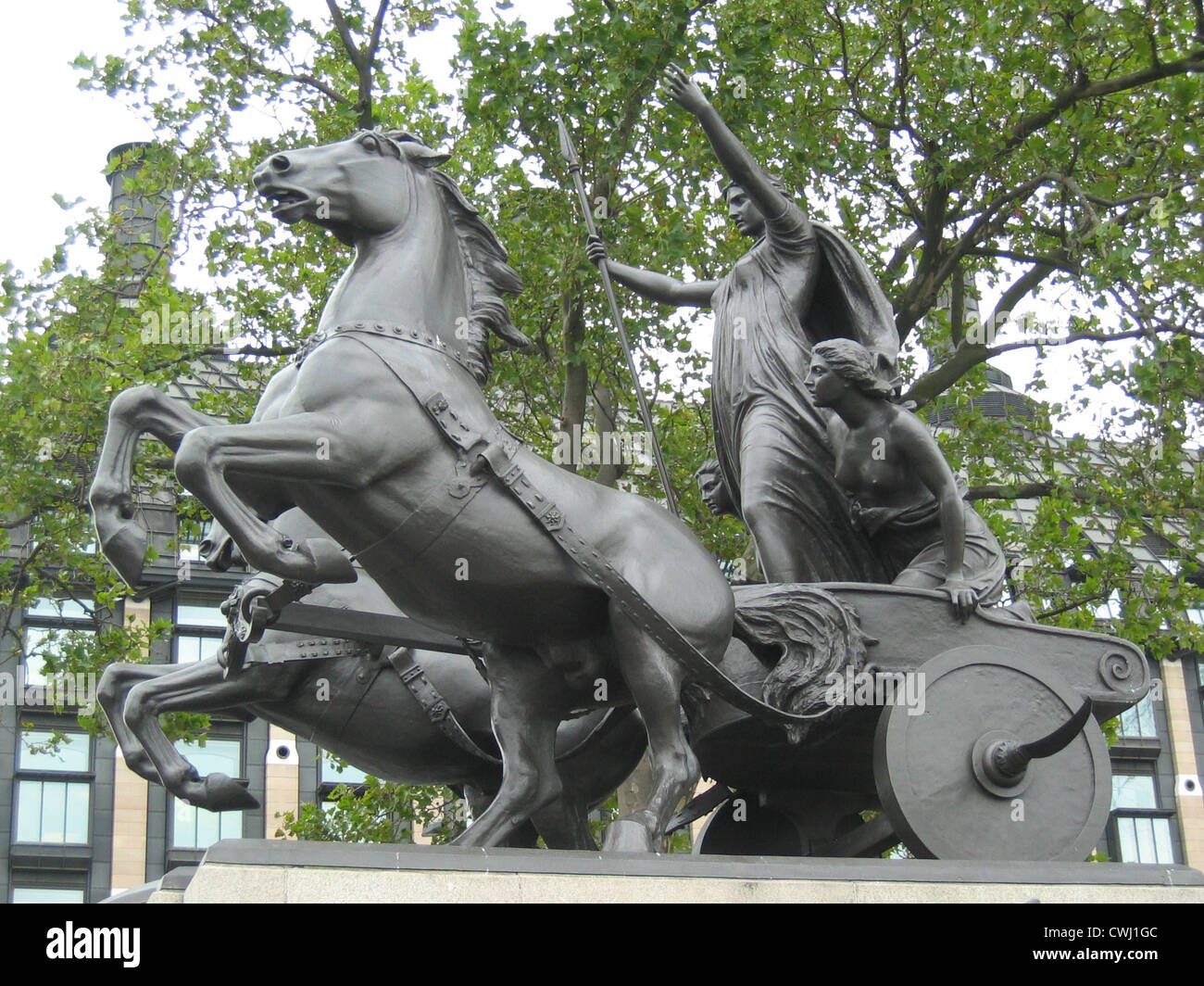 Die Statue der Boudicca in London an der Themse. Stockfoto