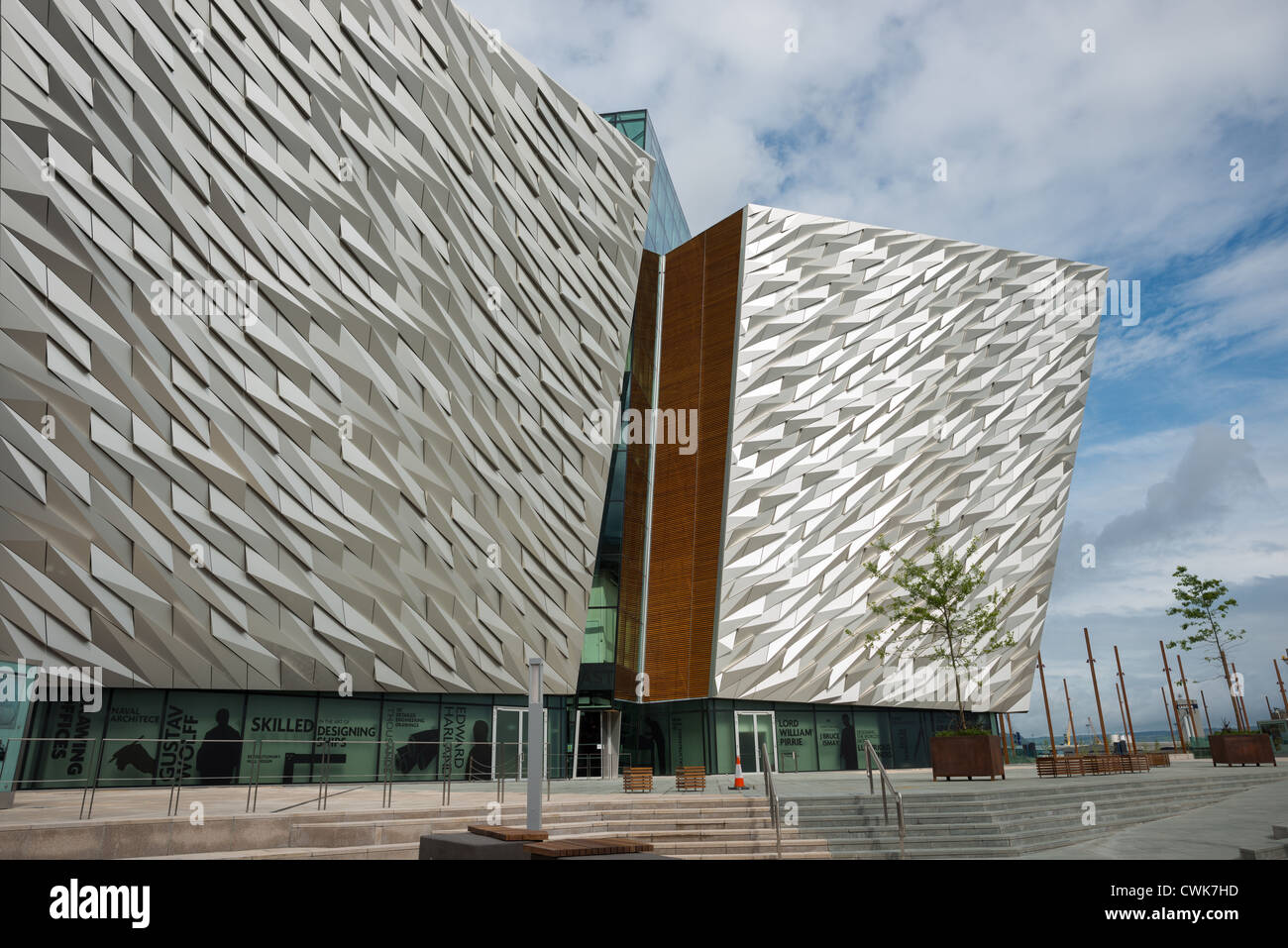 Titanic Belfast Besucherattraktion und Denkmal in Titanic Viertel von Belfast, Nordirland. Stockfoto