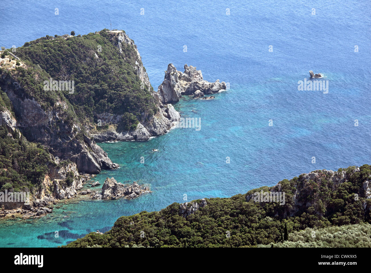 Corfu-Landschaft in der Nähe von Paleokastritsa. Mittelmeer, Griechenland. Stockfoto