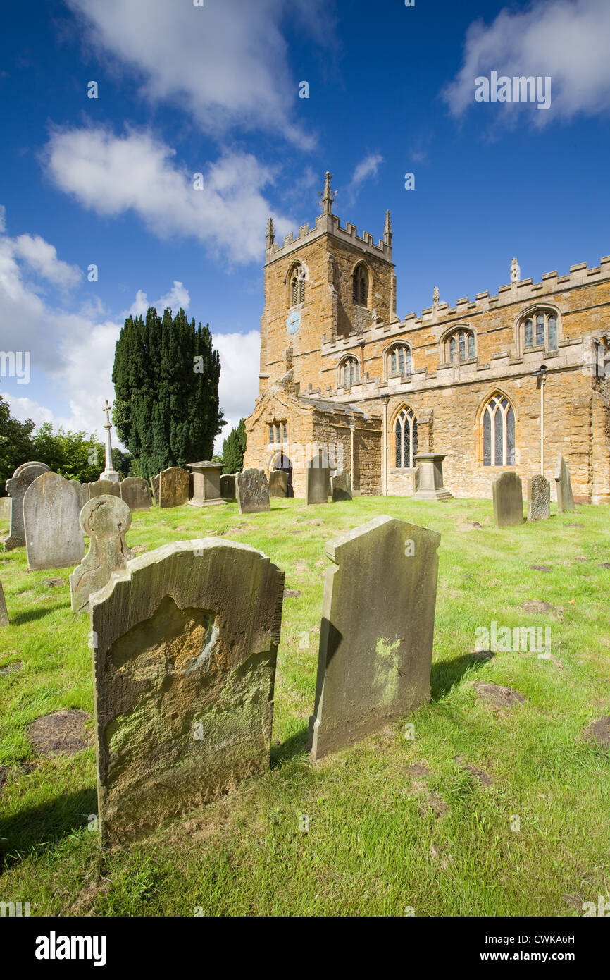 All Saints Church in Tealby Dorf in der Lincolnshire Wolds Area of Outstanding Natural Beauty Stockfoto