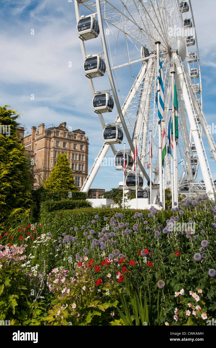 Rad von York mit Royal York Hotel im Hintergrund Stockfoto