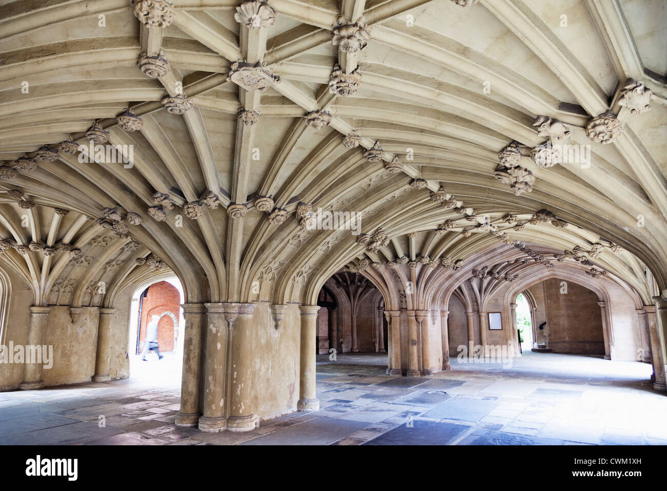 England, London, den Strang Gasthaus Lincolns, die Unterkirche Lincolns Inn Kapelle Stockfoto