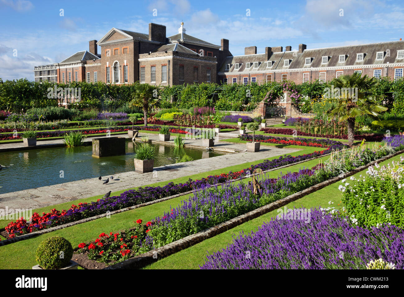 England, London, Kensington, Kensington Gardens, Kensington-Palast, der versunkene Garten Stockfoto