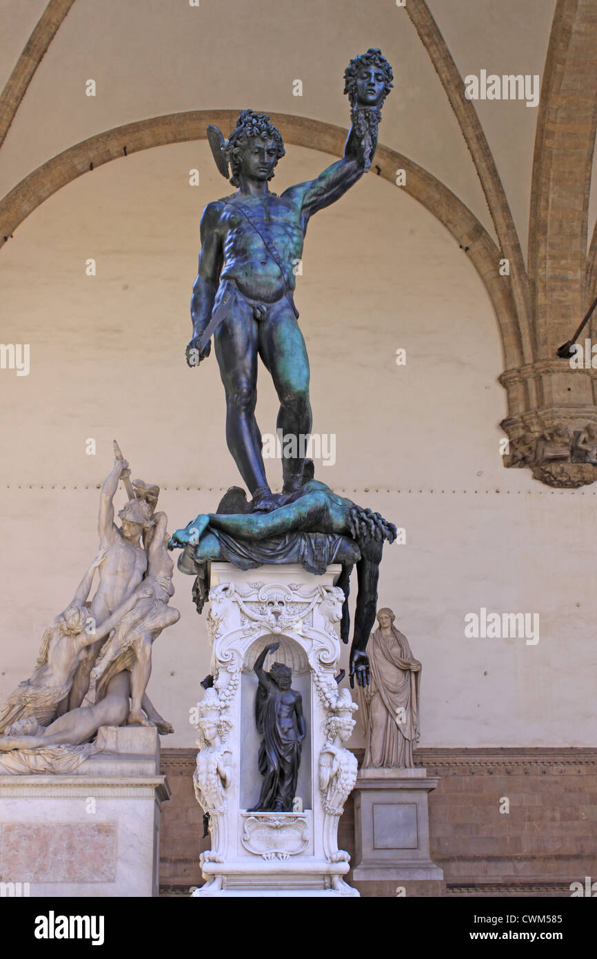 Italien. Florenz. Loggia Lanzi. Die Skulptur "Perseus mit dem Haupt der Medusa" Benvenuto Cellini Stockfoto
