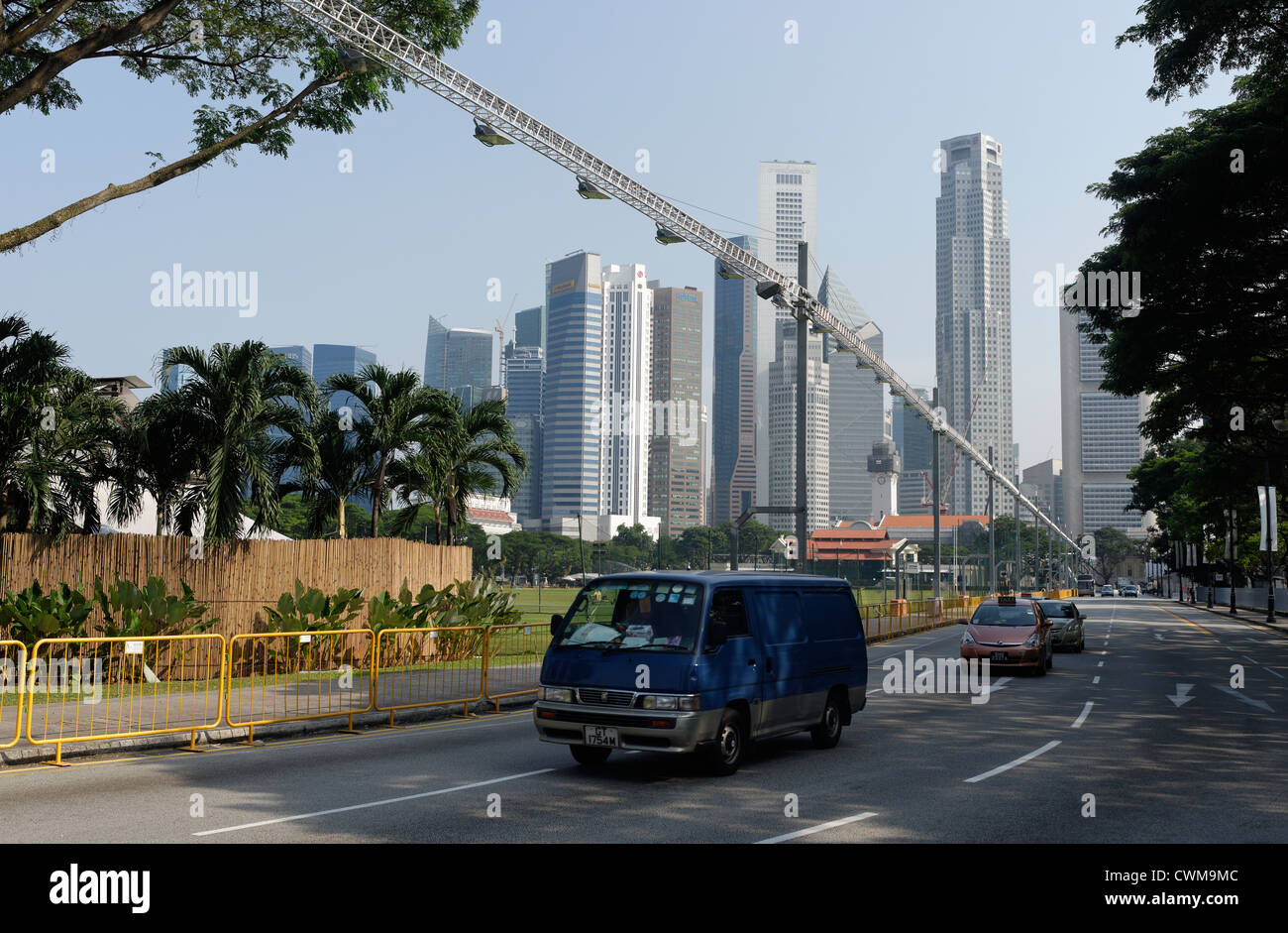 Beleuchtung im Ort für die Singapur F1-Strecke, Straßenrennen, Padang, Singapur Stockfoto