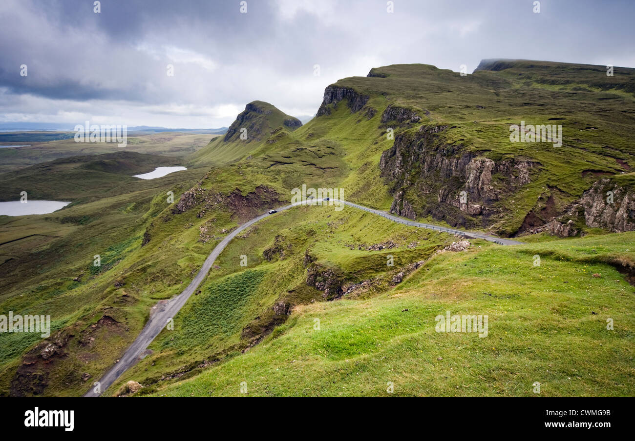 Malerischer Blick auf der Trotternish Ridge in der Nähe des Quiraing auf der Insel Skye, Schottland, Großbritannien Stockfoto