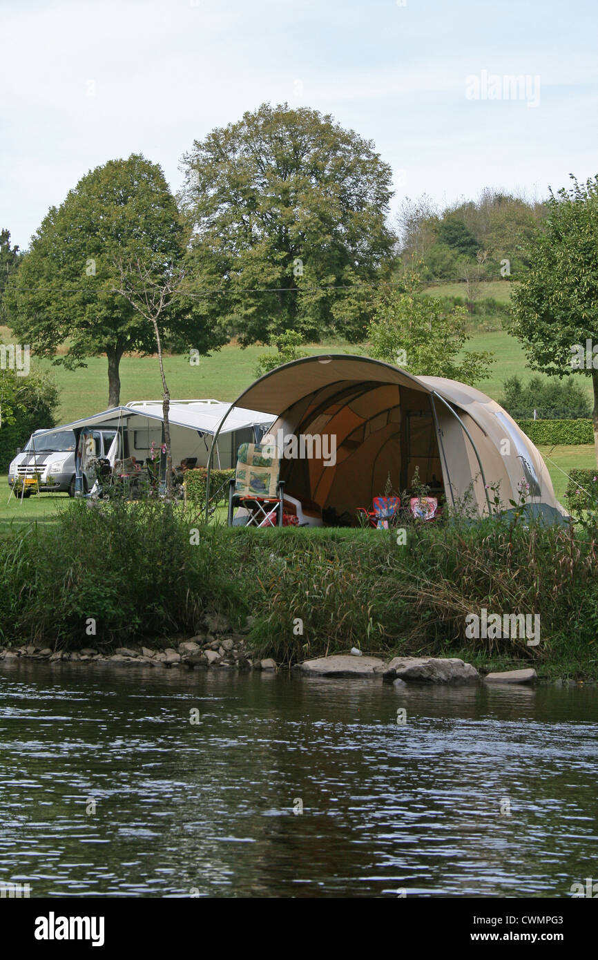 camping lichterketten Camping Lichterkette: 8m Ambi-Licht + Arbeitslampe im Taschenformat   fan4van