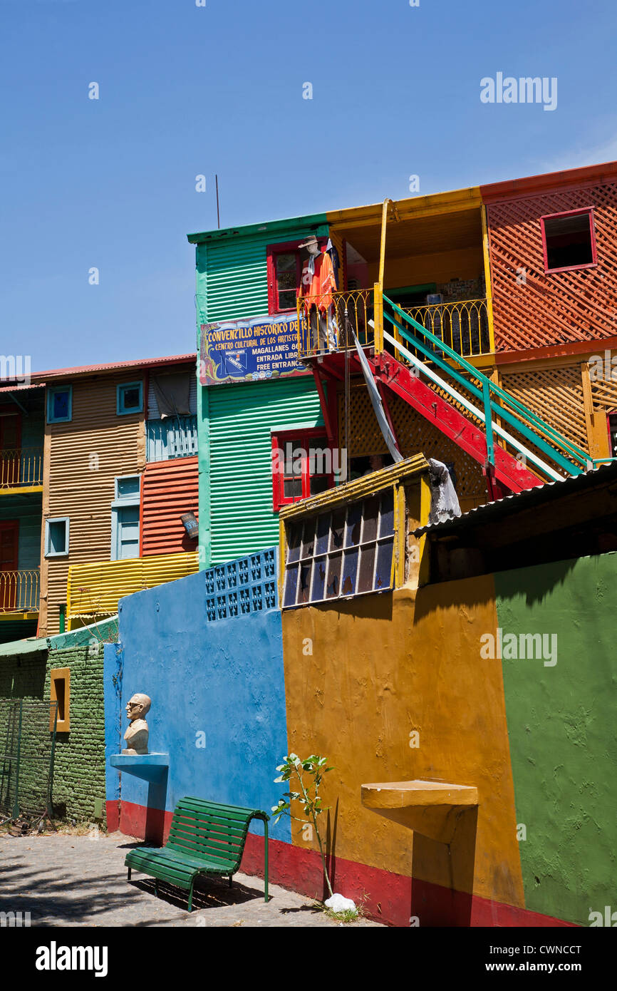 Bunte Häuser im Kommandobereich Caminito in La Boca. Buenos Aires, Argentinien Stockfoto