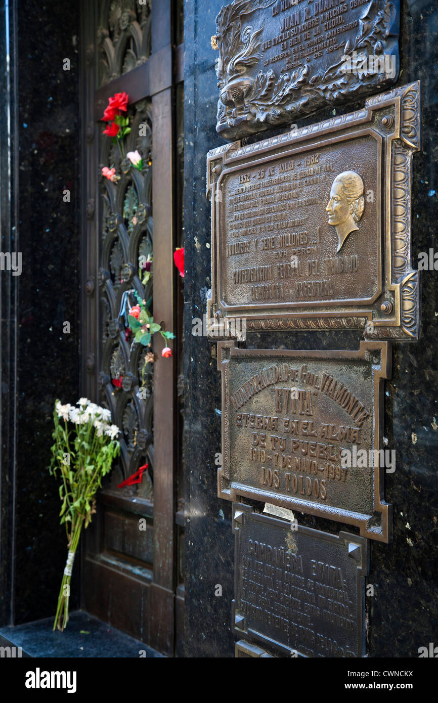 Evita Peron Mausoleum im Friedhof von Recoleta, Buenos Aires, Argentinien. Stockfoto