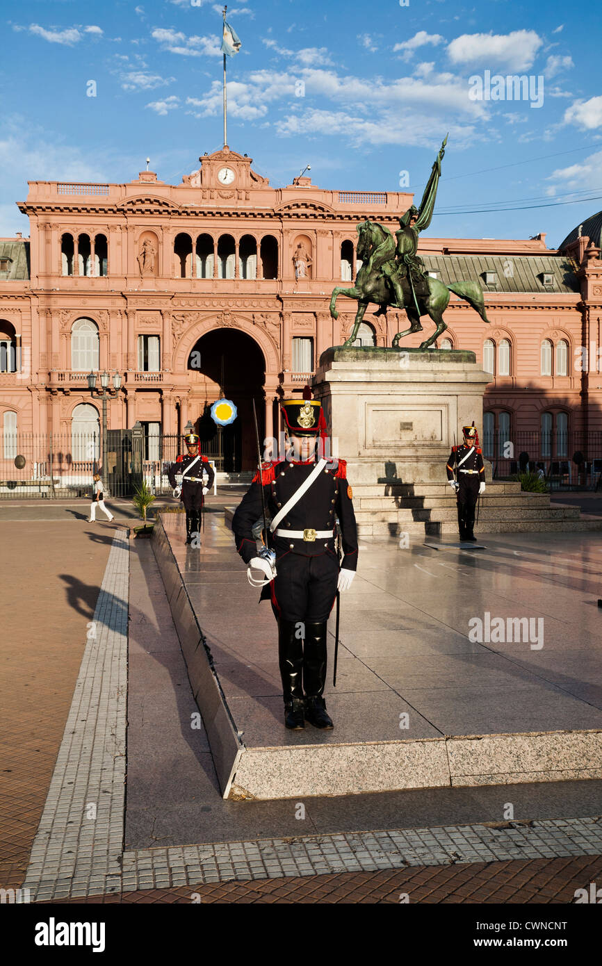 Casa Rosada, dem Präsidentenpalast am Plaza de Mayo, Buenos Aires, Argentinien. Stockfoto
