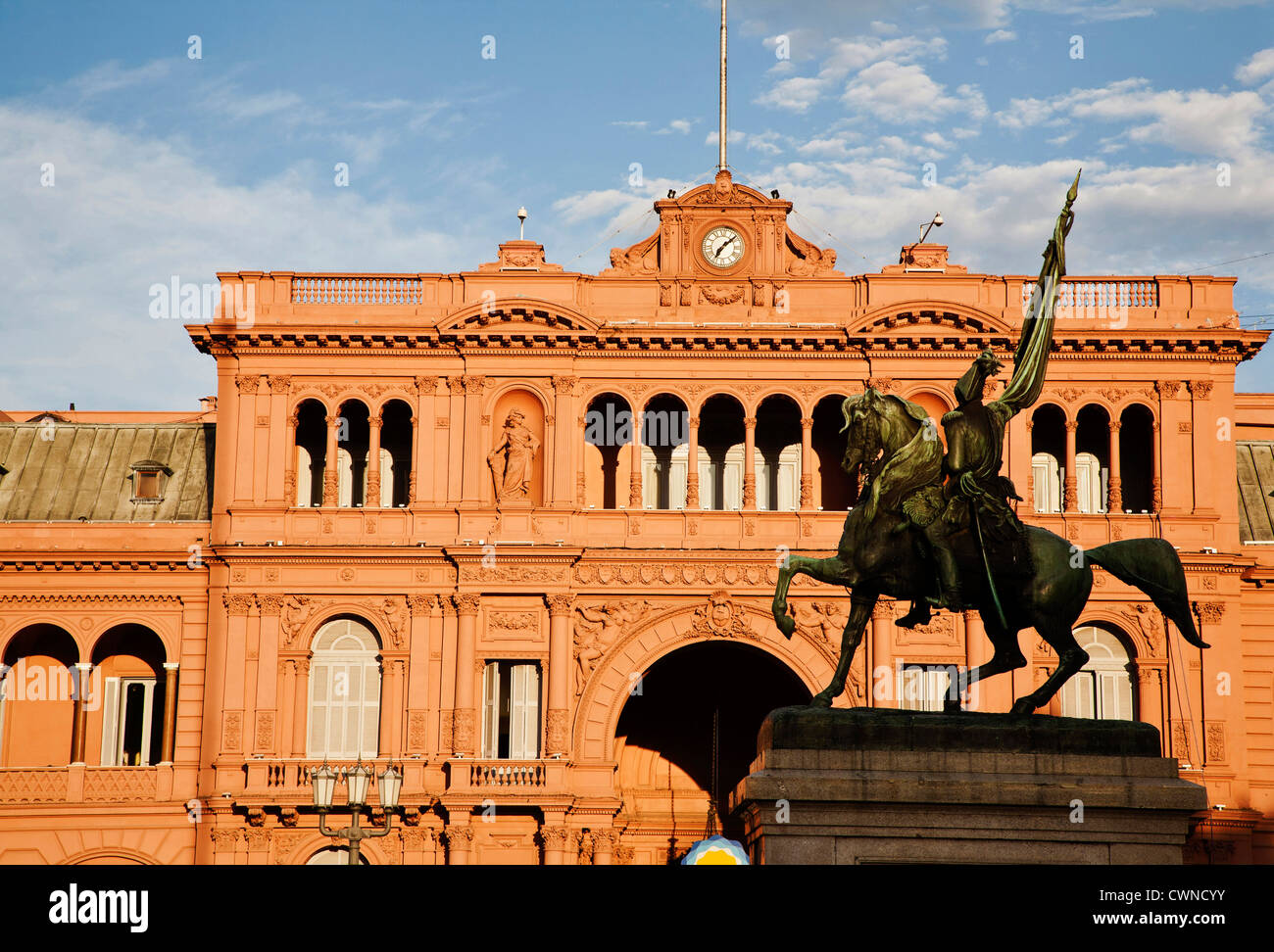 Casa Rosada, dem Präsidentenpalast am Plaza de Mayo, Buenos Aires, Argentinien. Stockfoto