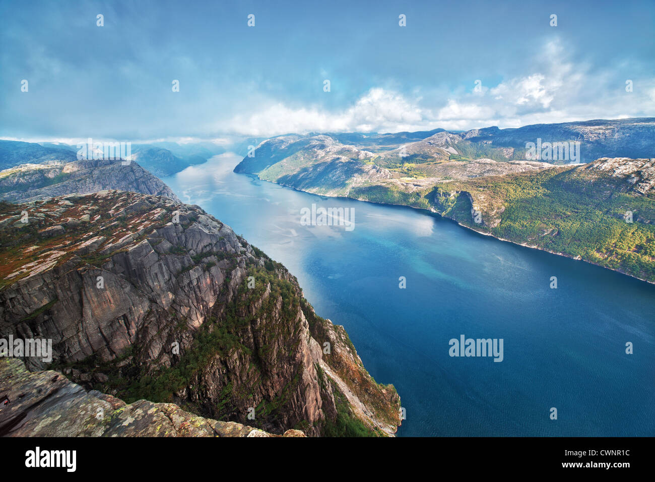 Lysefjord Blick vom Preikestolen Klippe in Norwegen. Stockfoto