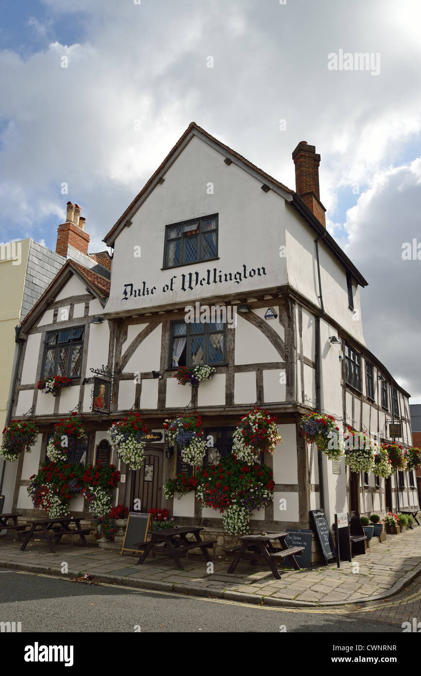 13. jahrhundert Herzog von Wellington Pub, Bugle Street, Old City, Southampton, Hampshire, England, Vereinigtes Königreich Stockfoto
