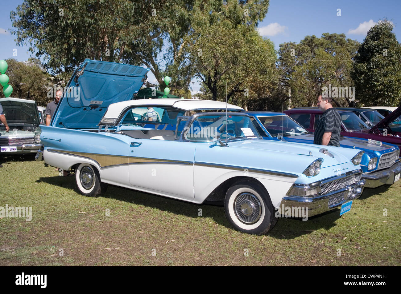 1950er Jahre Ford Skyliner Oldtimer mit elektrischen Faltdach auf dem Display an eine australische Auto-show Stockfoto