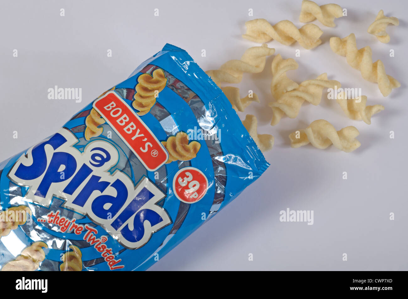 Bobbys Salz und Essig Spiralen Kartoffel snack mit 33 % weniger Fett Stockfoto