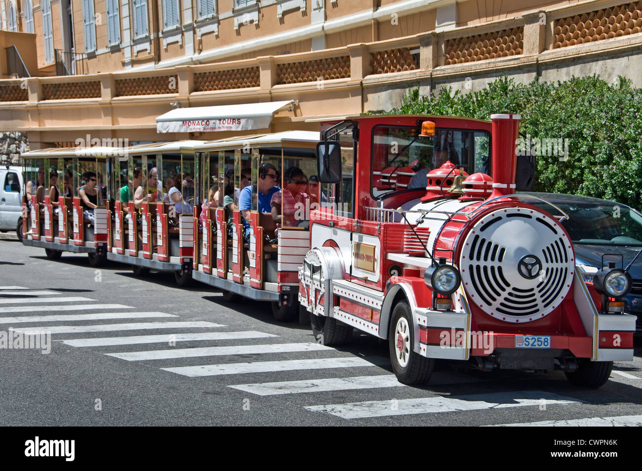 Touristische Kleinbahn in Monaco Stockfoto
