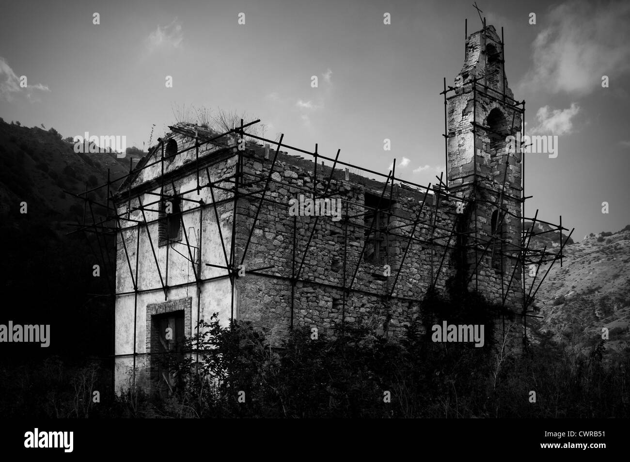 Italien. Verlassene Kirche Stockfoto