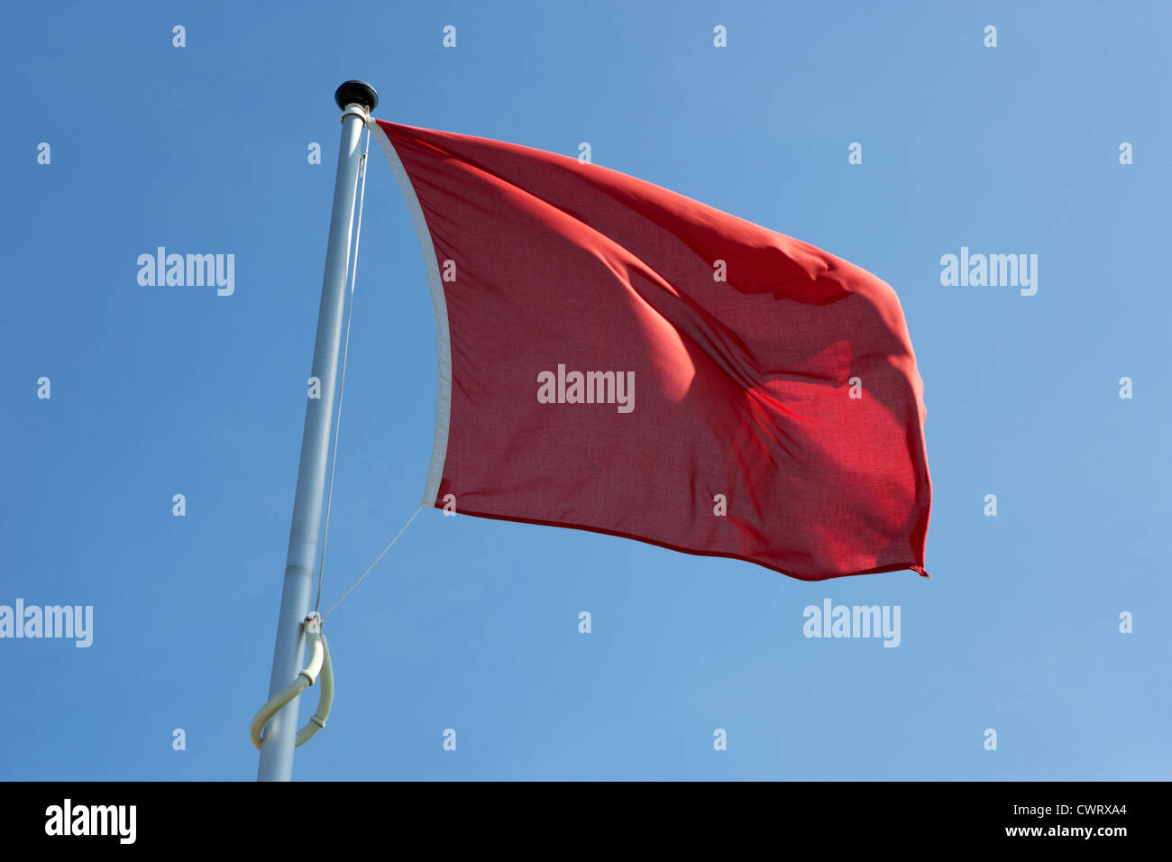 rote Flagge Kennzeichnung Linie der Hannoveraner (Englisch) Culloden Moor Schlachtfeld Website Highlands Schottland Stockfoto