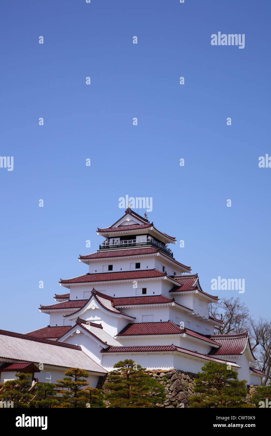 Aizu-Wakamatsu-Burg und blauer Himmel, Fukushima, Japan Stockfoto