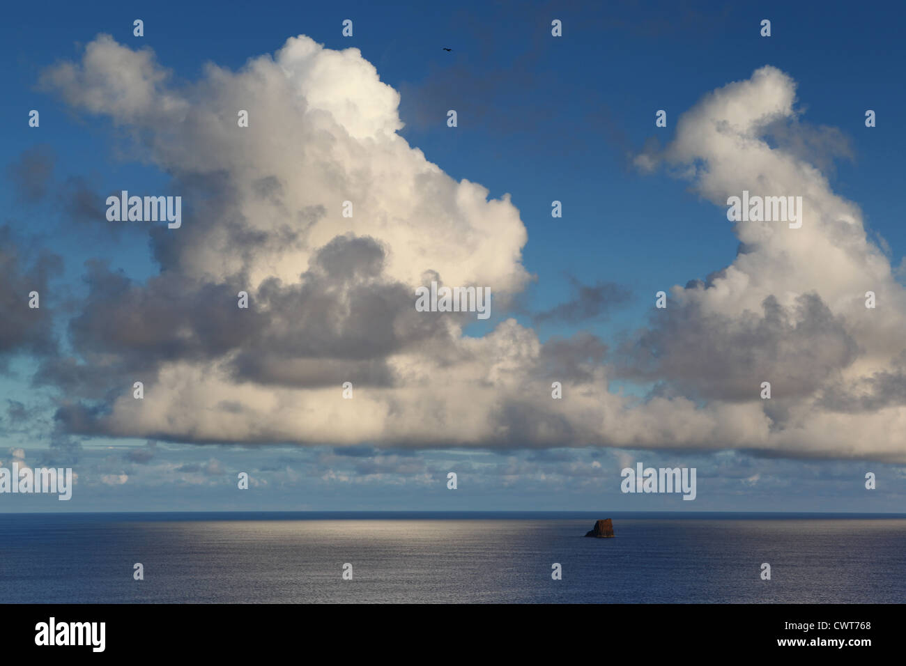 Ilhéu de Monchique, das westlichste Gebiet Europas, Fajã Grande, der Insel Flores, Azoren, Portugal Stockfoto